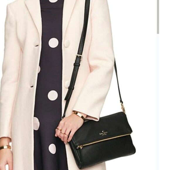 Kate Spade Black and Ivory Cobble Hill‎ Marsala Foldover Crossbody With Dust bag - Picture 2 of 10